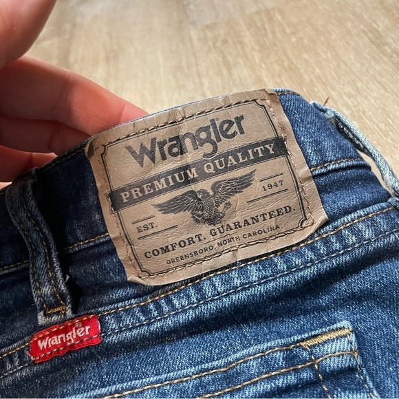 Wrangler Jeans Mens 36x32 Blue Denim Straight Leg Premium Quality Fits 38x30 - Picture 13 of 16